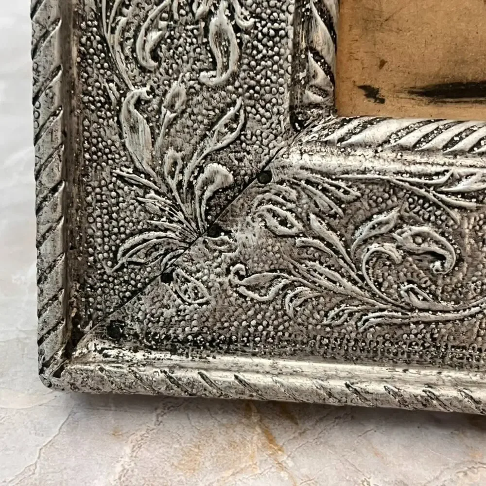 Silver Tone MCM Style Ornate Picture Frame Fits 5.5" x 3.5" Photos - Picture 3 of 14
